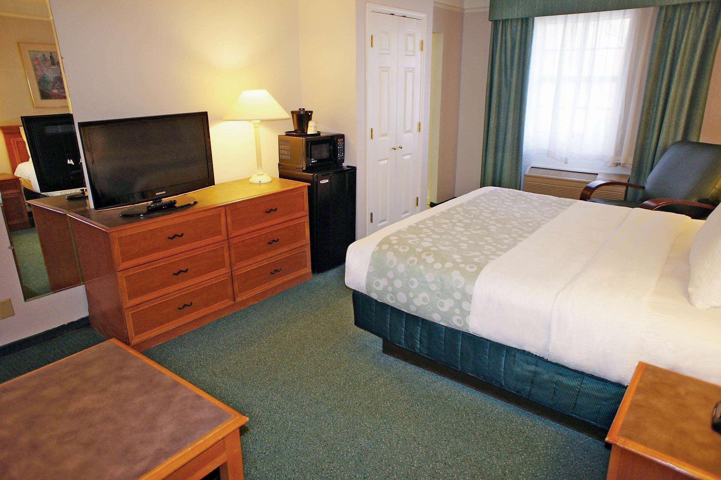 La Quinta Inn By Wyndham Norfolk Virginia Beach Extérieur photo