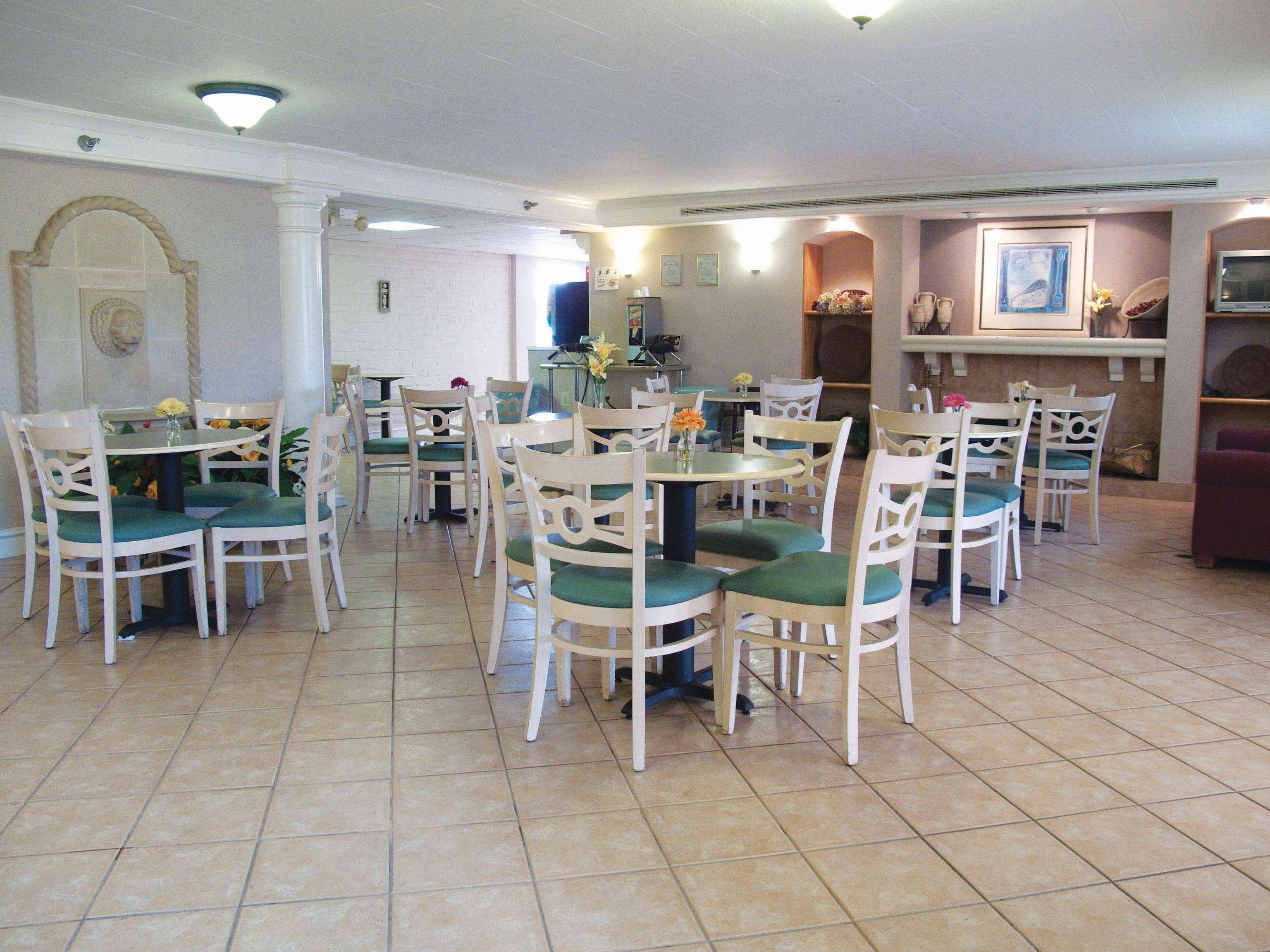 La Quinta Inn By Wyndham Norfolk Virginia Beach Extérieur photo