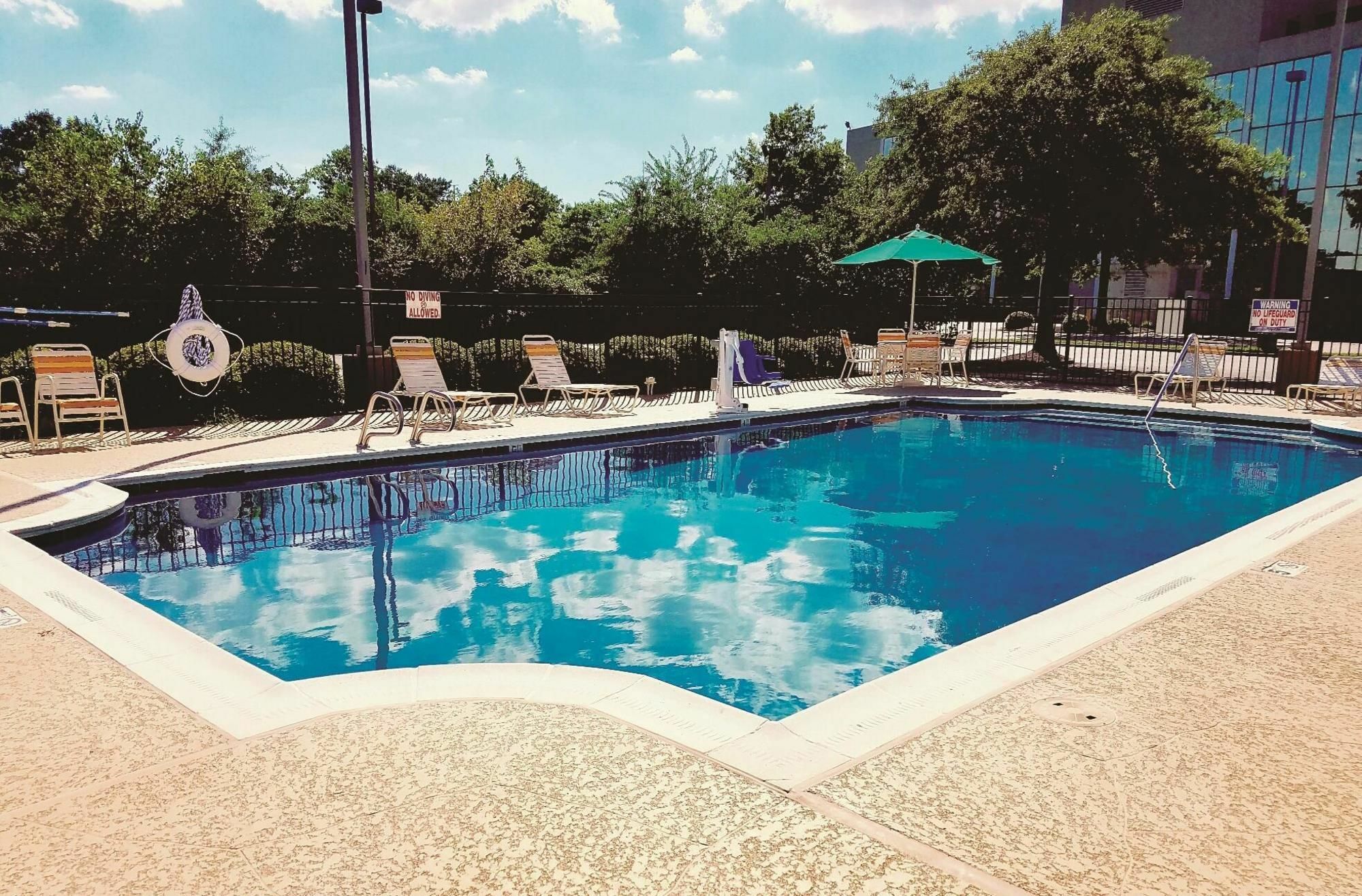 La Quinta Inn By Wyndham Norfolk Virginia Beach Extérieur photo